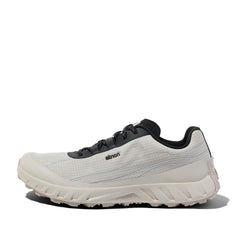 Un paio di Norda Run 002 M Footwear