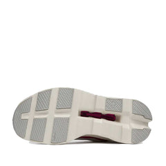 Un paio di On Cloudmster W Footwear