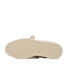 Un paio di Puma Suede Bloom Dress-Up Wns Footwear
