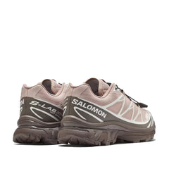 Un paio di Salomon Xt-6 Protective Footwear