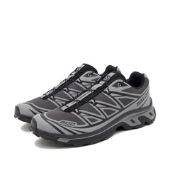 Un paio di Salomon Xt-6 Nocturne Vision Footwear