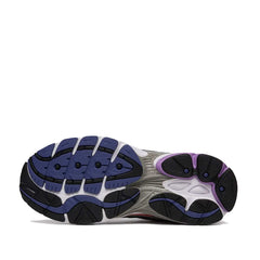 Un paio di Saucony Originals Progrid Omni 9 Footwear