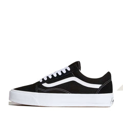 Un paio di Vans Lx Old Skool 36 Footwear