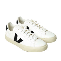 Un paio di Veja Campo Footwear