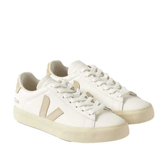 Un paio di Veja Campo Footwear