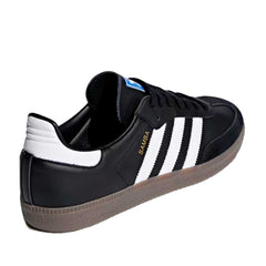 Un paio di Adidas Originals Samba Og Footwear